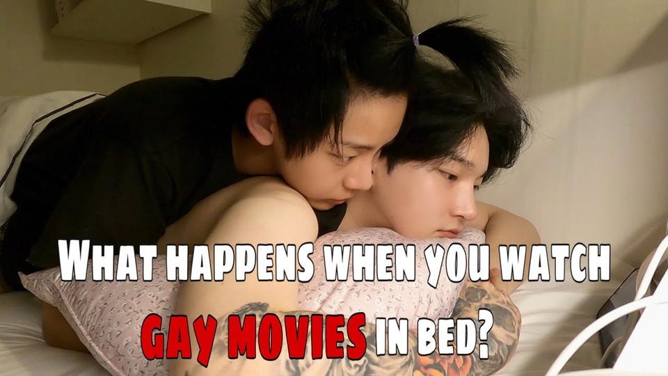 s2021e35 — What happens when you watch gay movies in bed? (feat. Brokeback Mountain)