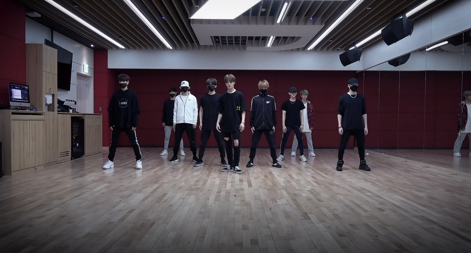 s2019e24 — [Dance Break Practice] «I am YOU» (Gaon Chart Music Awards ver.)