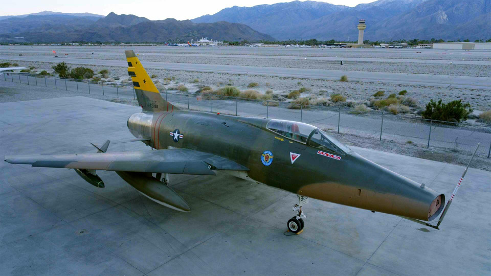 s10e05 — F-100 Super Sabre