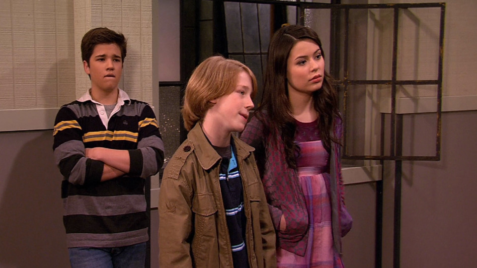 s03e08 — iQuit iCarly