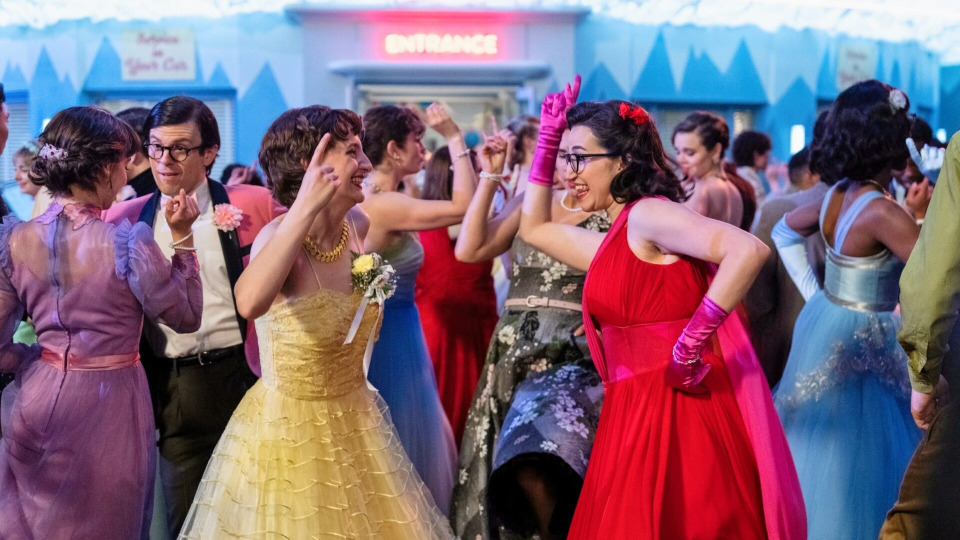 s01e08 — Or at the High School Dance...