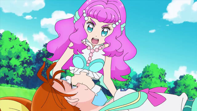s01e10 — Stack Up On Motivation! Pretty Cure! Mix Tropical!!