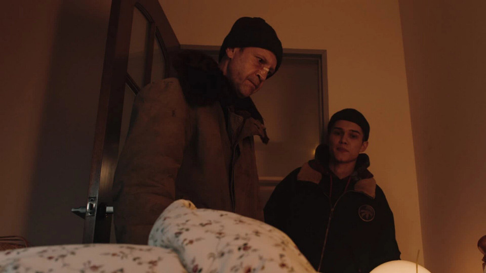 Довольно лжи