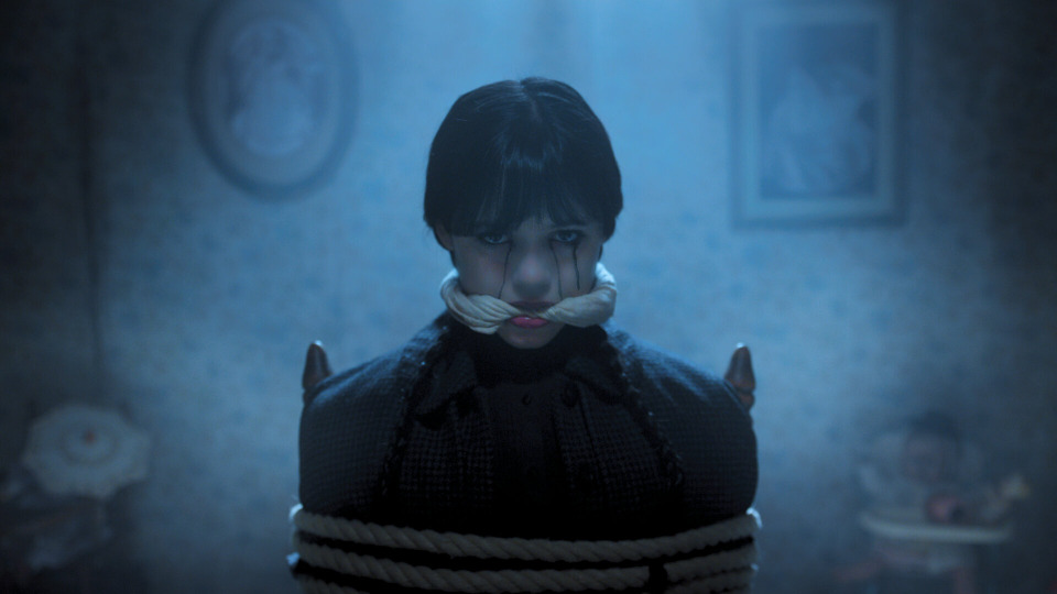 Уэнсдэй — s02e01 — Chapter I: Here We Woe Again