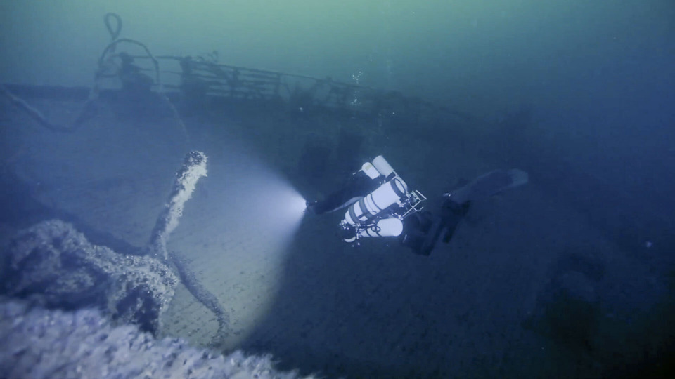 s02e01 — Shipwreck of Nazi Treasure