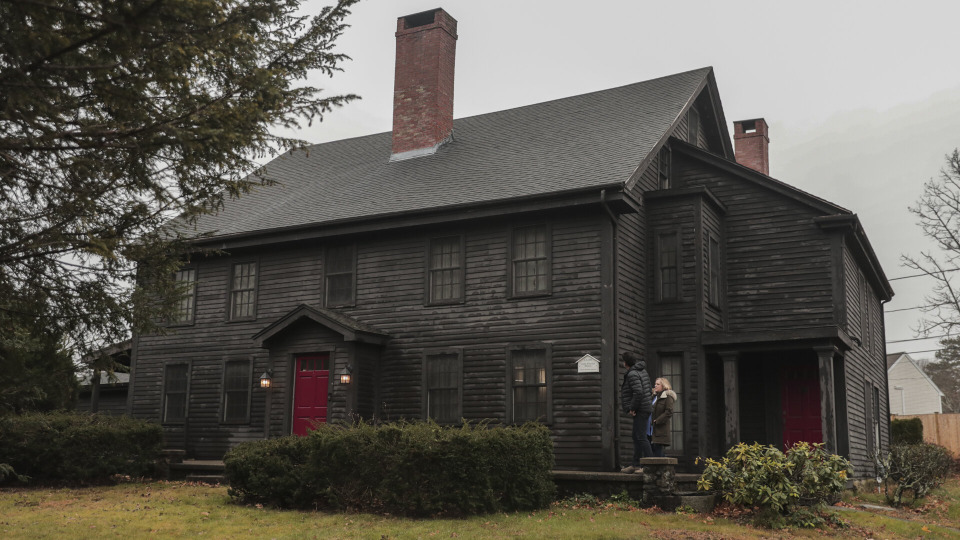 s02e06 — Salem Witch Trial House