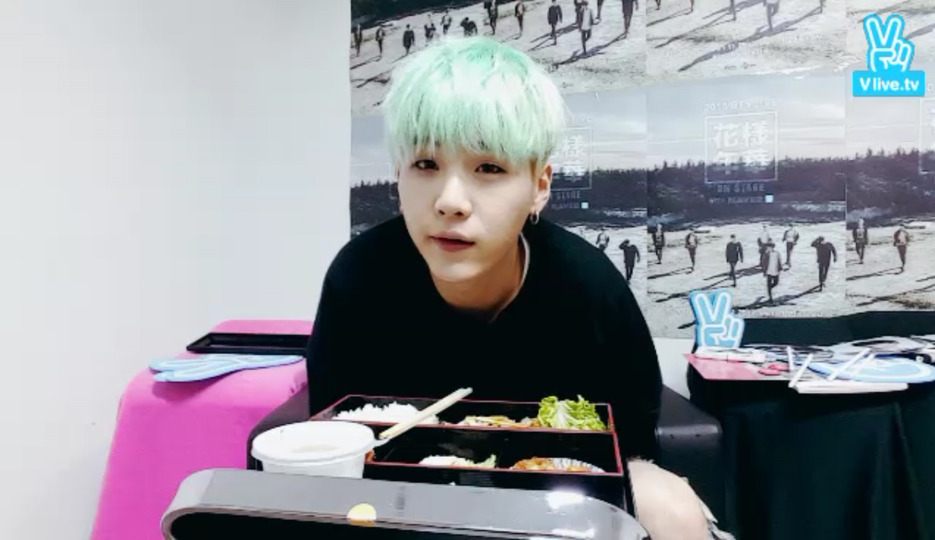 s01e70 — BTS 화양연화 on Stage Live Day 3 (Suga)