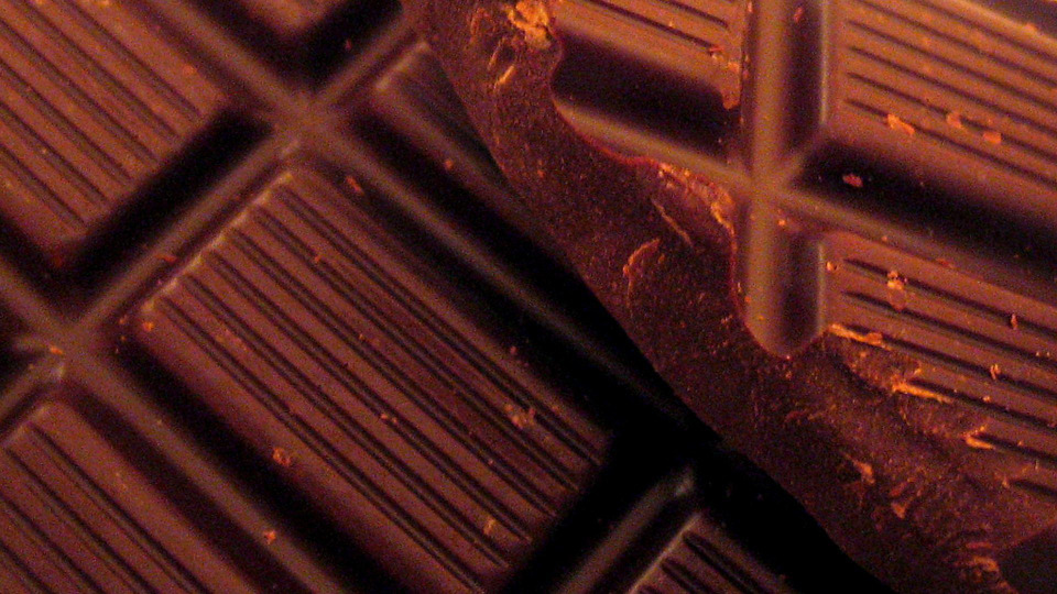 s01e05 — Addicted to Chocolate