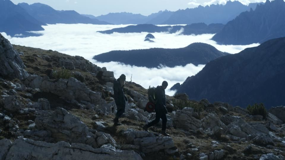 s01e07 — I Can't Hear You