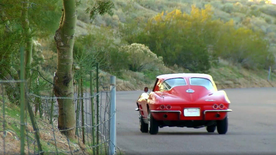 s06e01 — McQueen's Ferrari 275 GTB/4