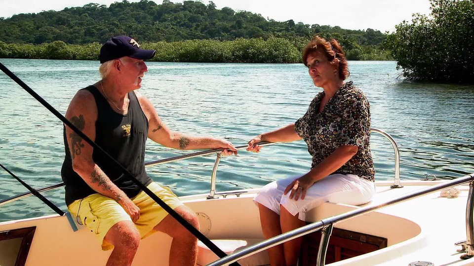 s01e13 — Hunting for an Island to Retire on in Panama