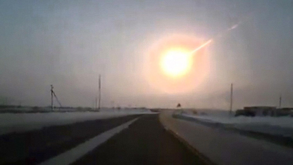 s40e13 — Meteor Strike