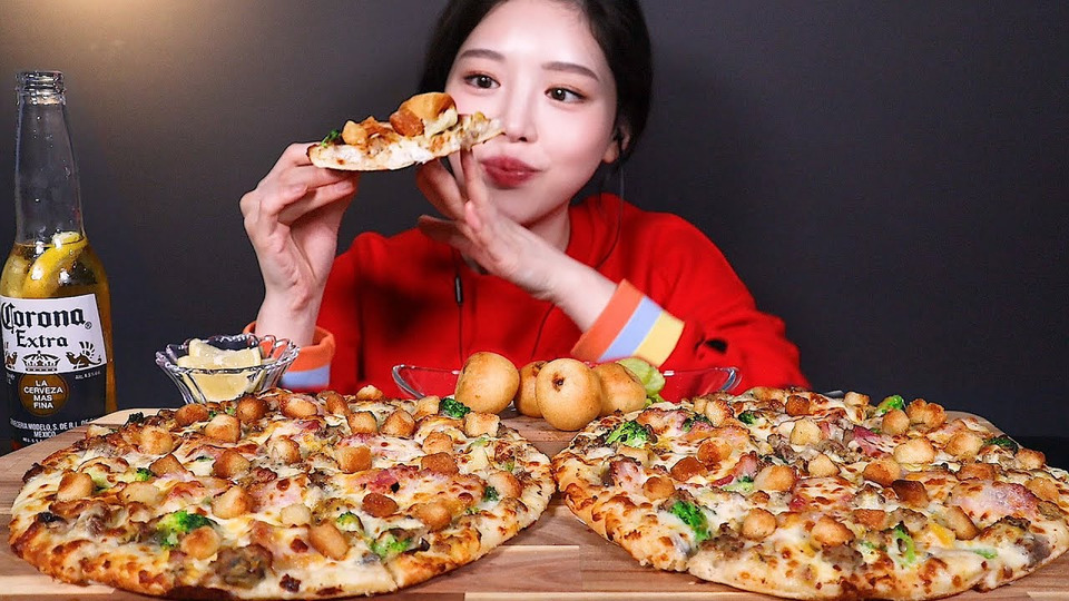s02e02 — 피자헛 이탈리안 살시챠피자에 맥주먹방! 🍕🍺 치즈볼까지 피맥즐기기 Pizza Mukbang ASMR