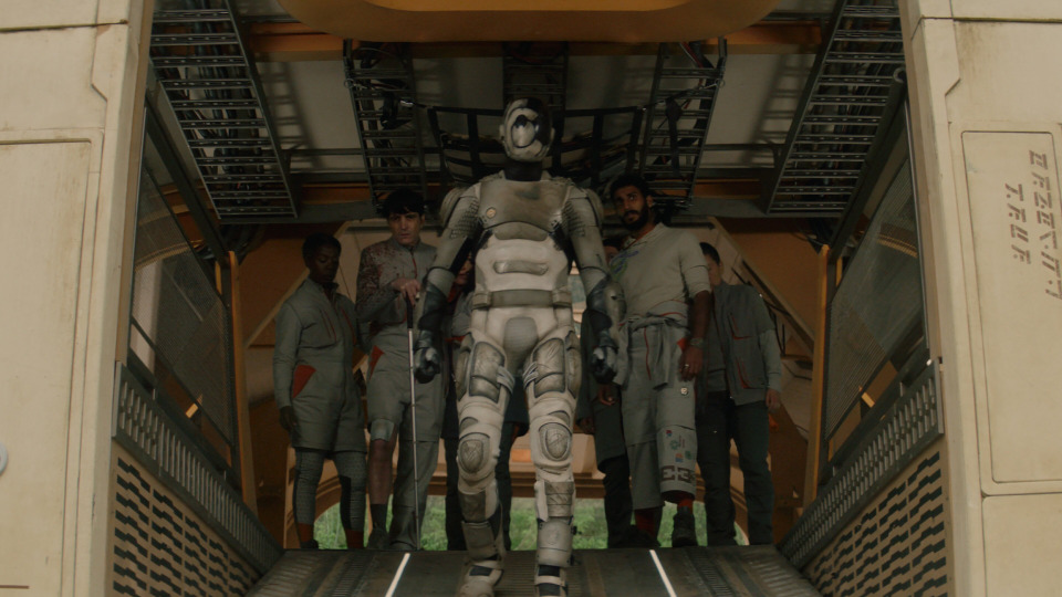 s01e07 — Complementary Species