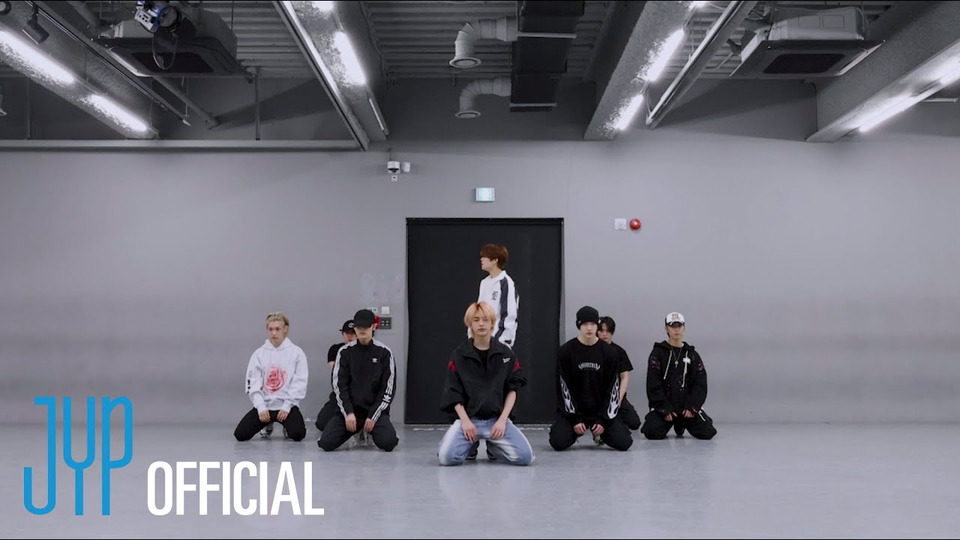 s2023e50 — [Dance Practice] «Hellevator» | Stray Kids 5th Anniversary with STAY