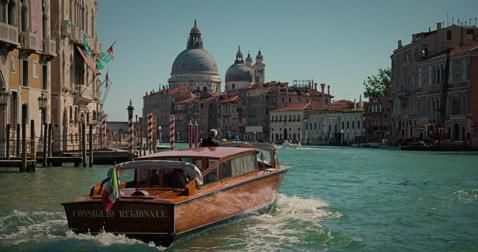 s02e01 — Venice
