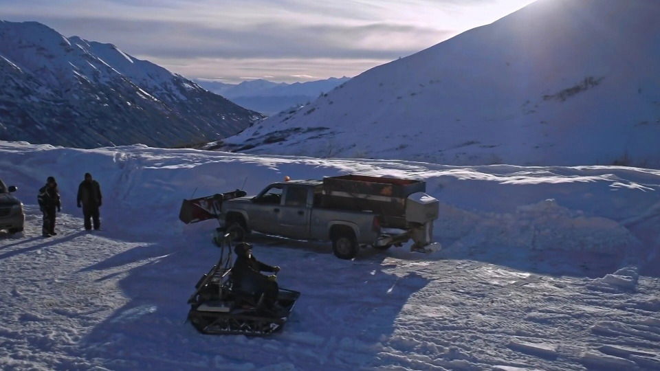 s01e02 — Off-Road Wheelchair & Mobile Ice Shack