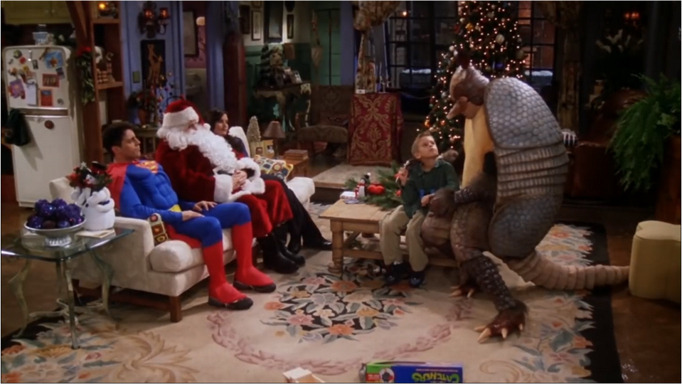 s07e10 — The One With the Holiday Armadillo
