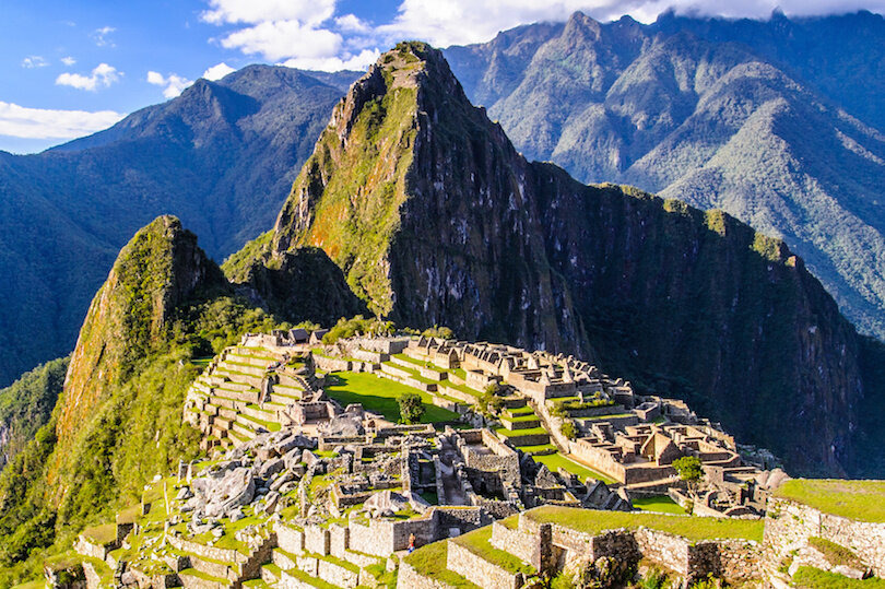 s17e01 — The Lost City of Peru