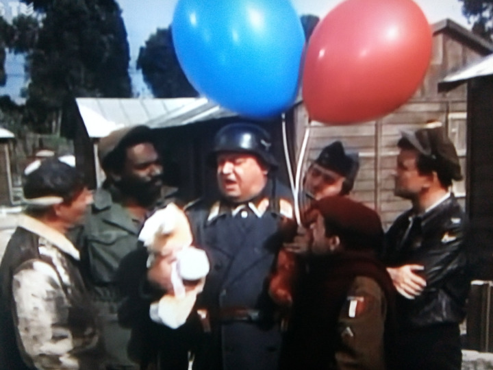 s03e24 — What Time Does the Balloon Go Up?