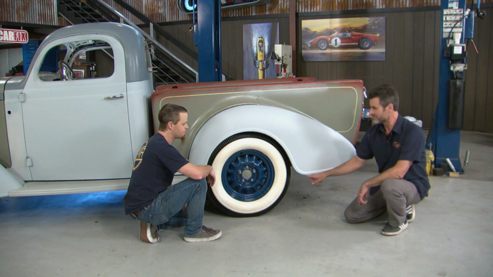 s09e06 — Supercharged Studebaker