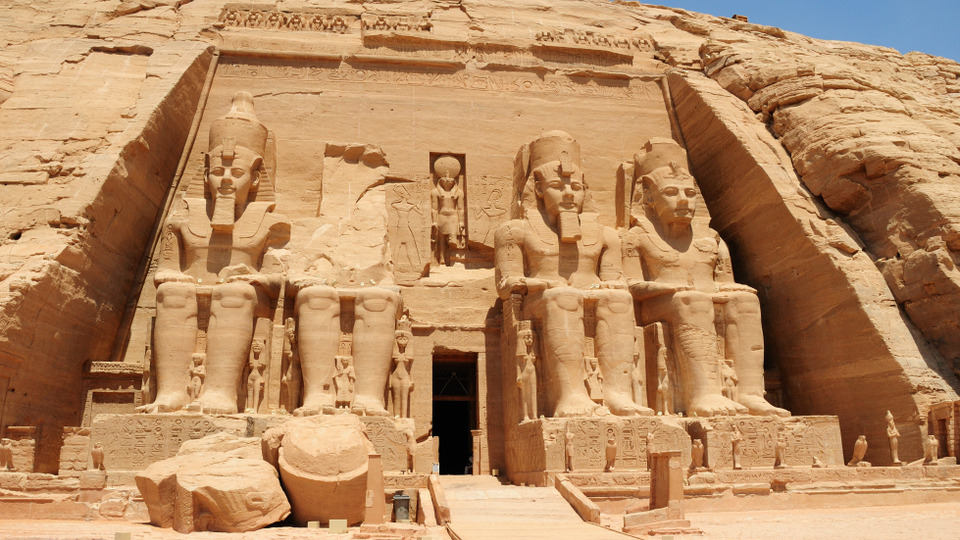 s03e08 — Ramses' Buried Treasures