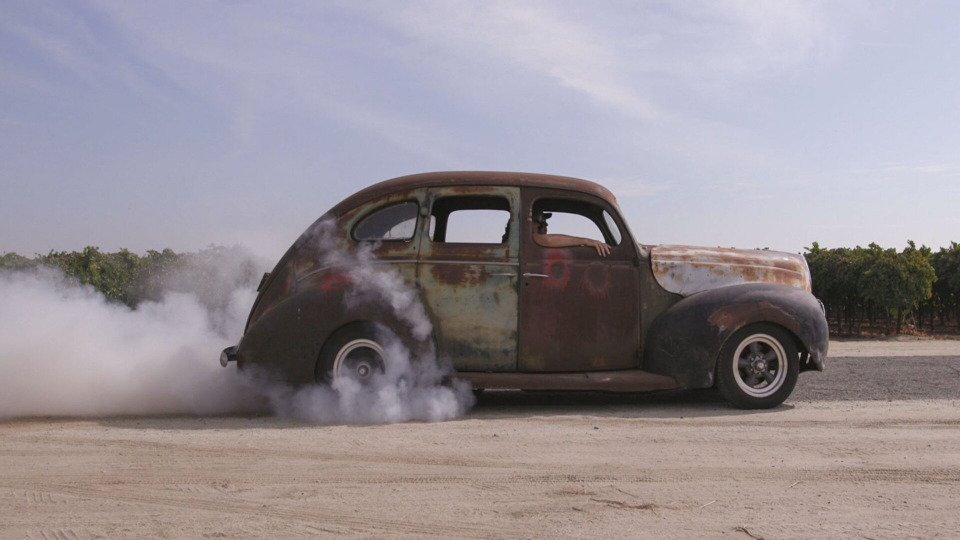 s03e01 — Boosted Bootlegging in a '40 Ford!