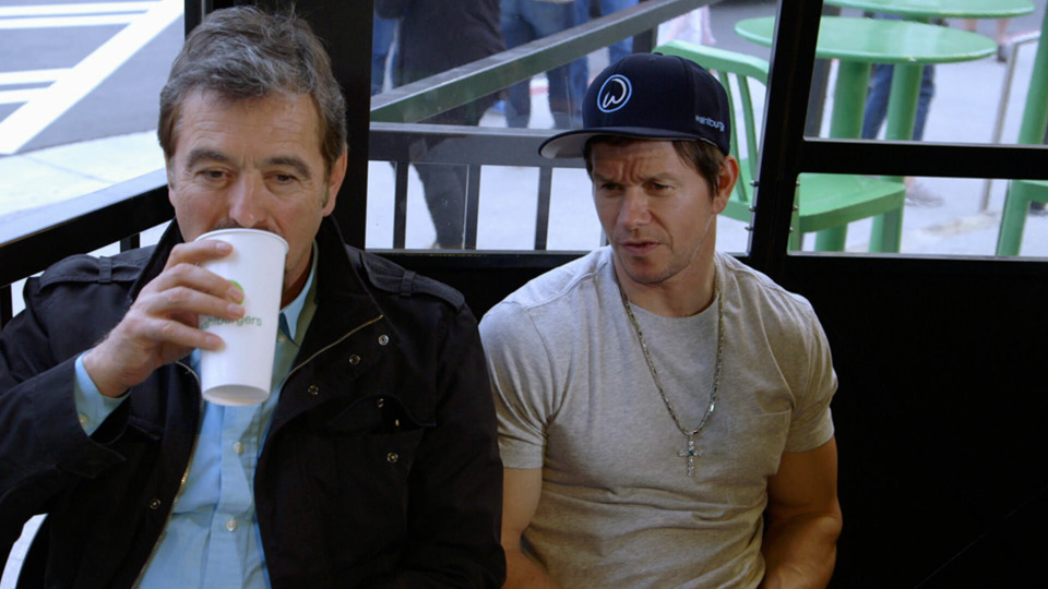 s10e07 — Wahlburgers Home ... Away from Home (Part 1)