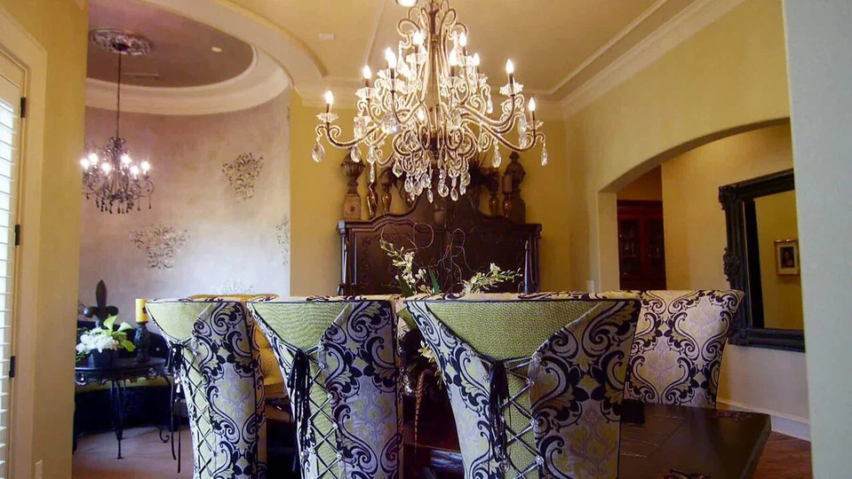 s02e13 — French Inspired Dining Room