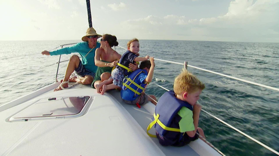 s01e01 — A family from St. Louis looks for their dream home on St. Croix