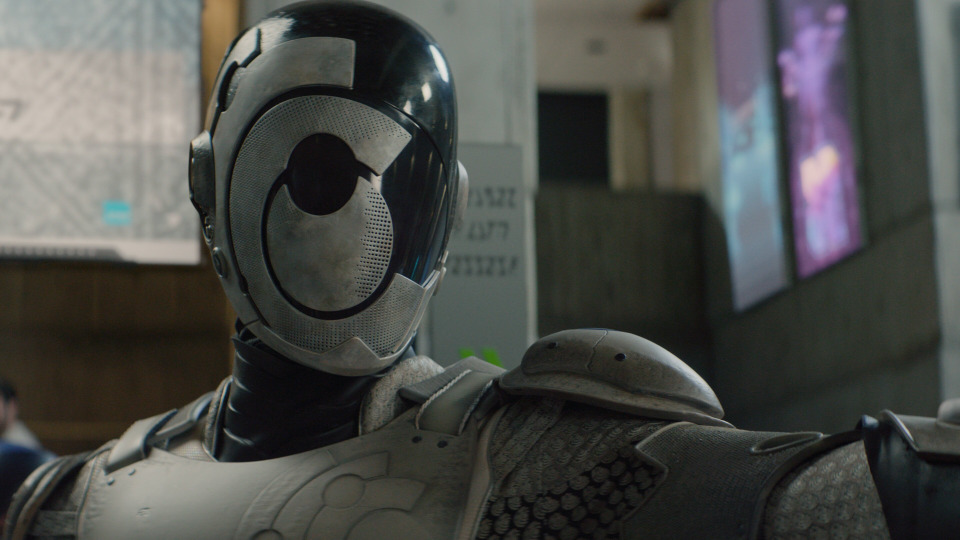 s01e10 — The Perimeter