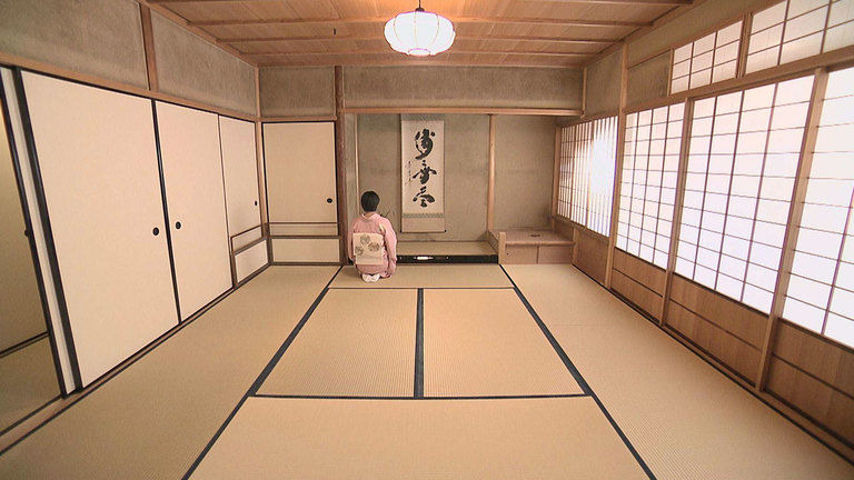 s2018e13 — Tatami: The Flooring Underlying Japanese Culture