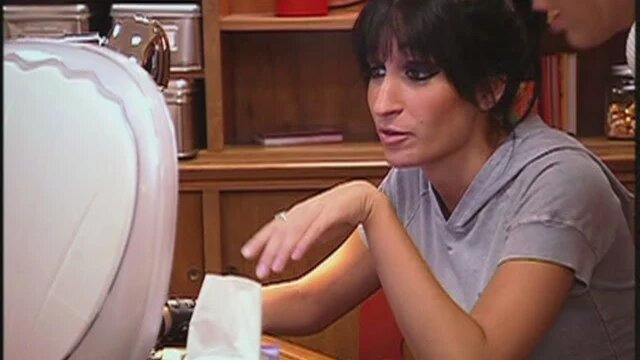 s01e08 — Miss Understanding