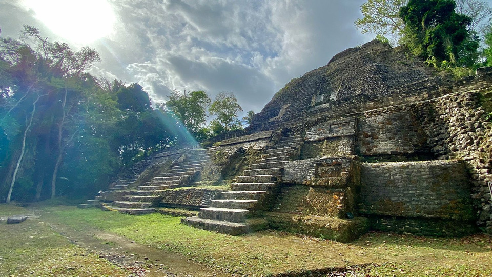 s49e04 — Ancient Maya Metropolis