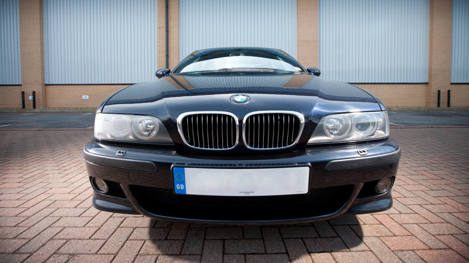s09e03 — BMW M5
