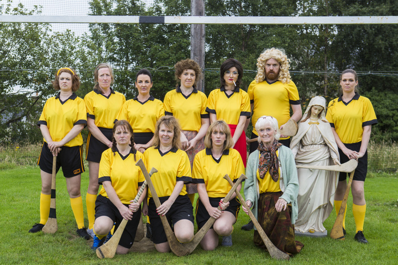 s03e03 — The Camogie Team