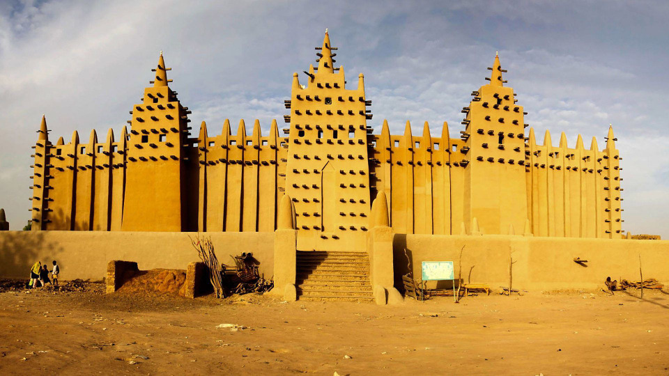 s01e02 — Djennes, Great Mosque in Mali