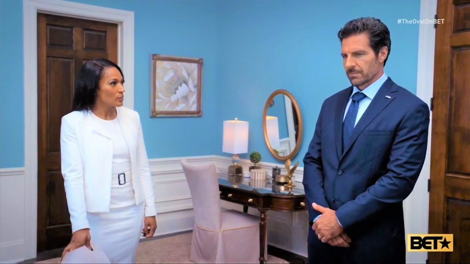 Show Tyler Perry's The Oval - season 1 episode 15 (Clock Work): .....