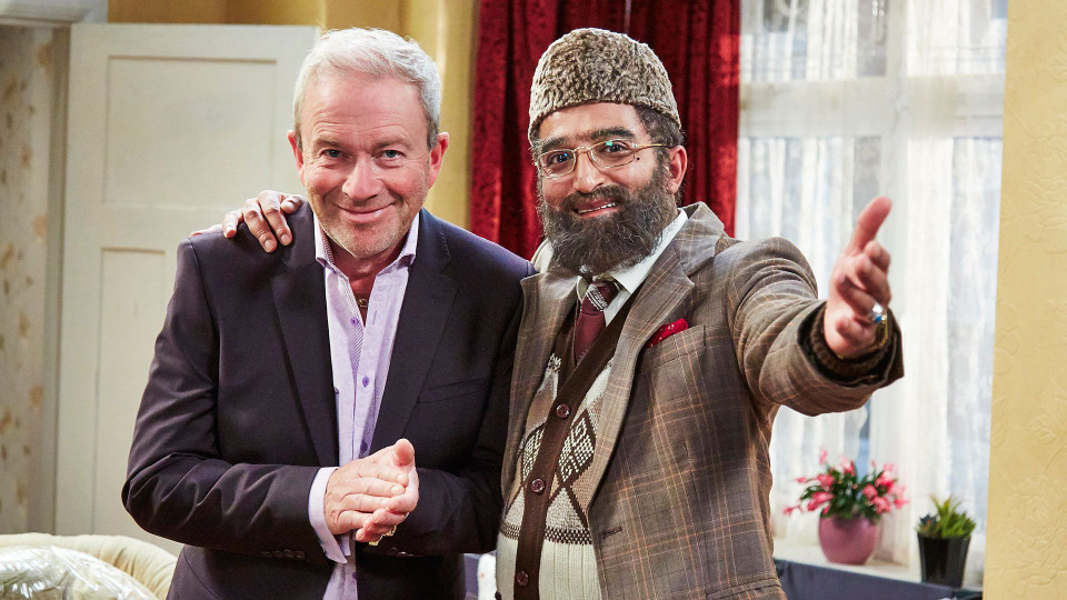 Номер один господин Кхан. Citizen Khan.