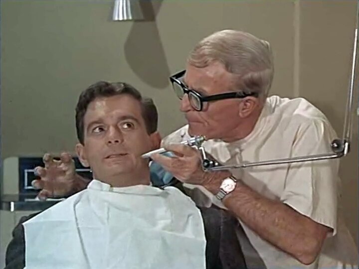 s01e13 — Stanley Goes to the Dentist