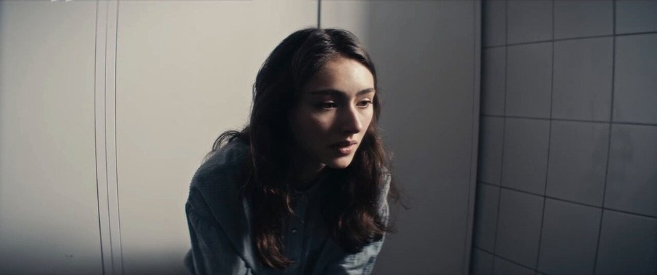 s02e03 — Da Draußen