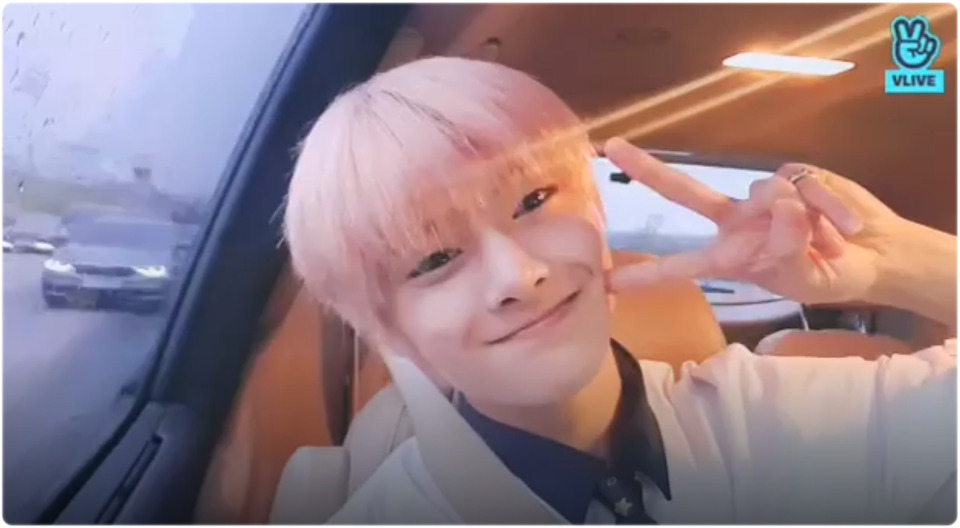 s2019e253 — [Live] I.N Private Life #17🦊 On my way to school~~