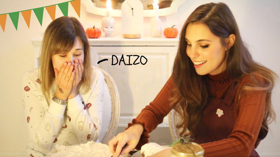 s05 special-451 — MAKING A HALLOWEEN CAKE | Meet Daizo