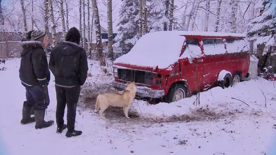 s02e11 — How To Build a Dog Sled Van