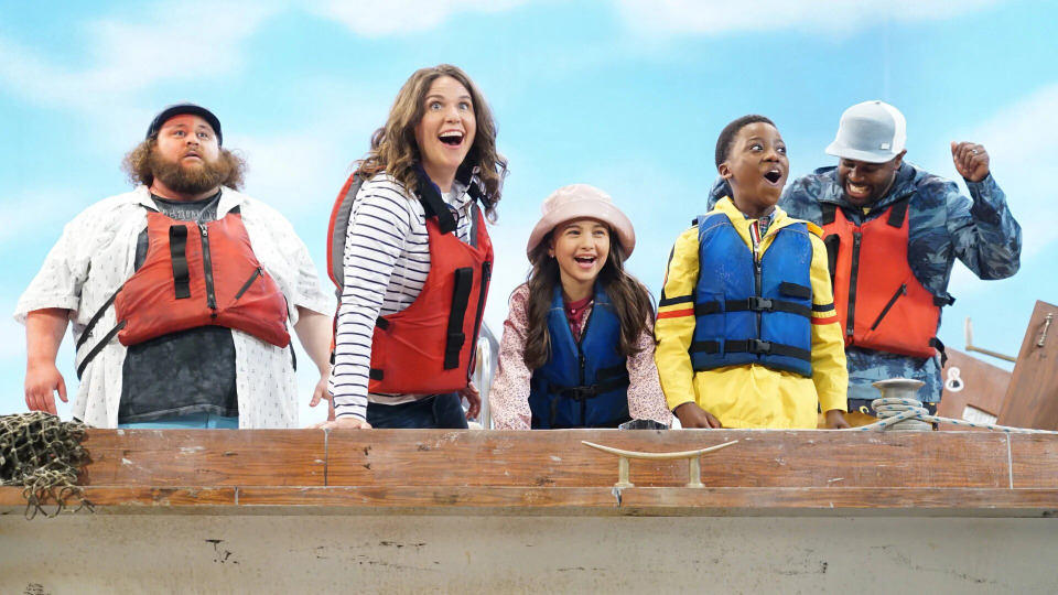 Byron & The Gator: The Far Side of the World