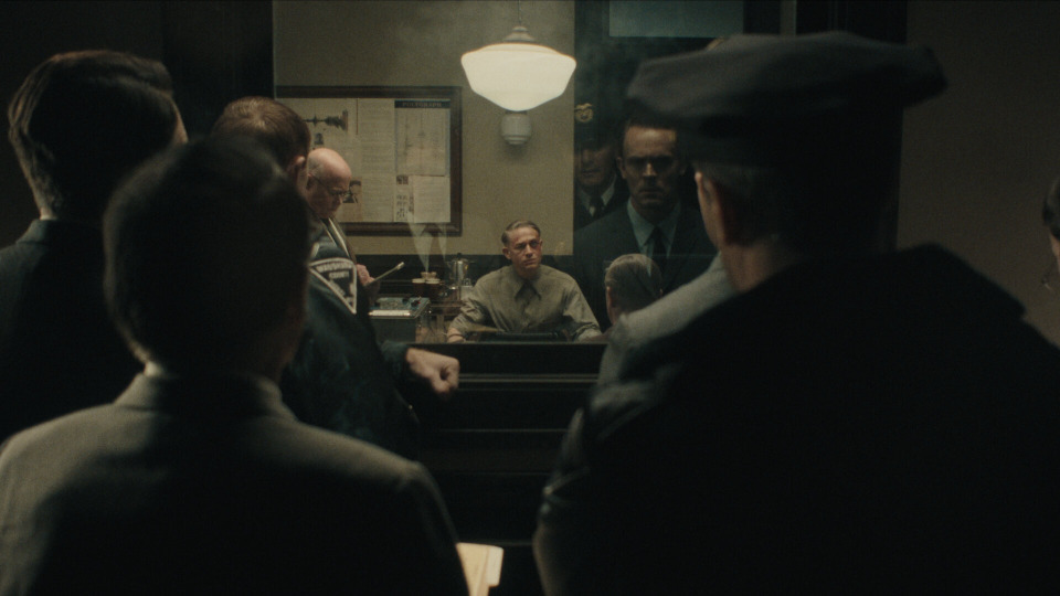 s01e06 — Buxom Bird