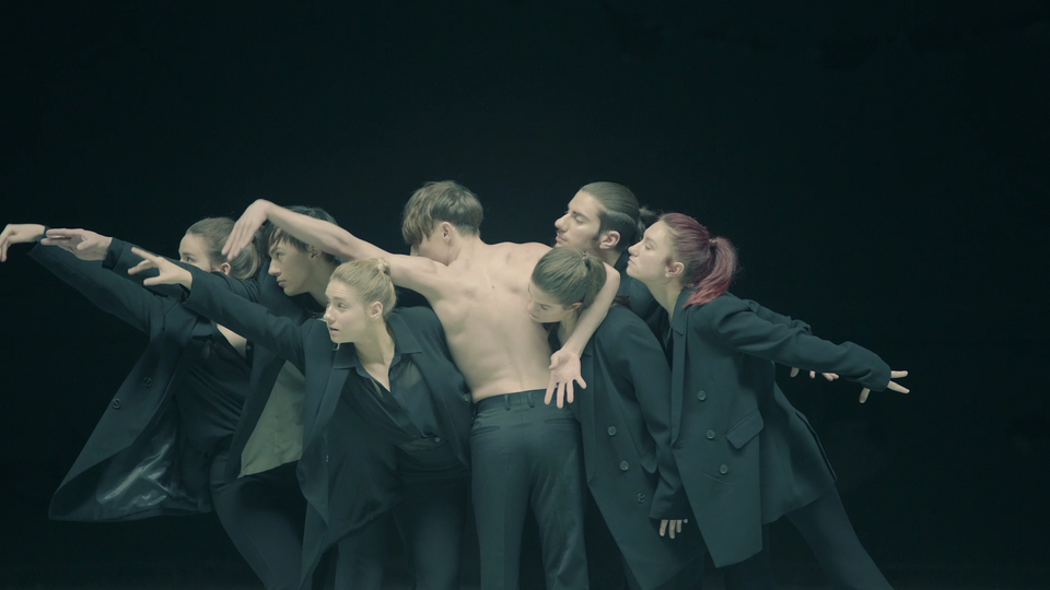 s06e02 — BTS (방탄소년단) 'Black Swan' Art Film performed by MN Dance Company