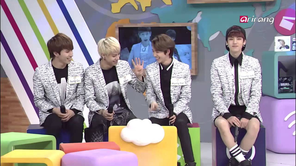 s01e104 — After School Club's After Show : High4