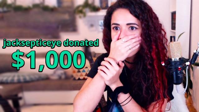 s09e280 — Donating To Smaller Streamers