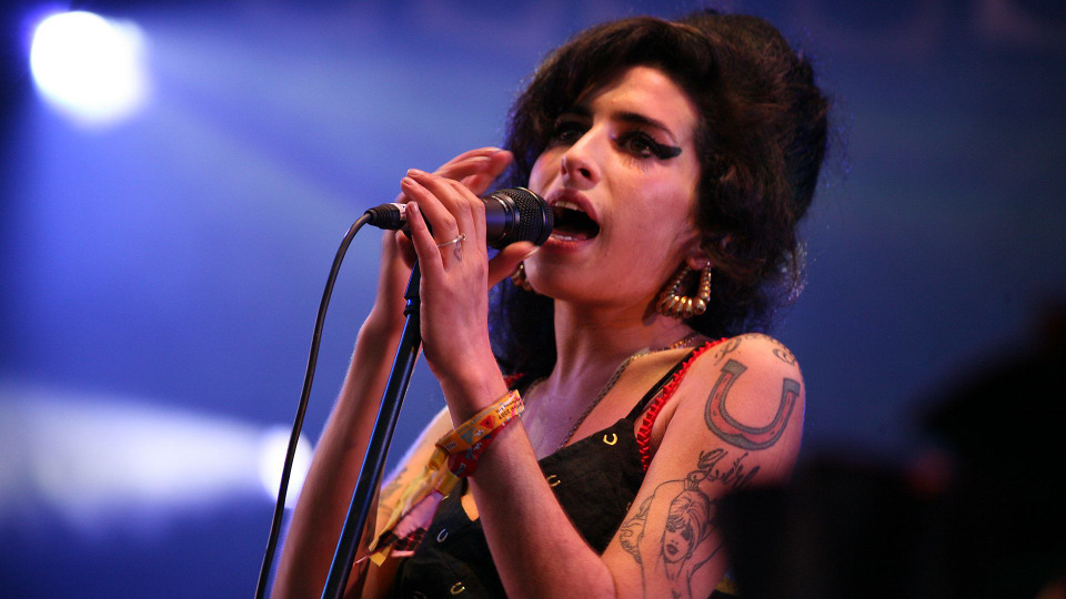 s11e01 — Amy Winehouse: Back to Black